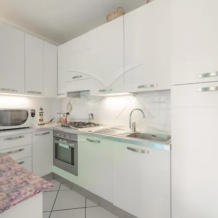 아파트 Il Porto Bilocale 11 Con Piscina - Goelba *