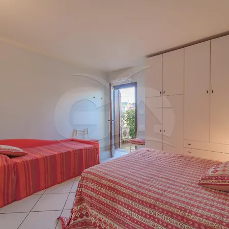아파트 Il Porto Bilocale 11 Con Piscina - Goelba *